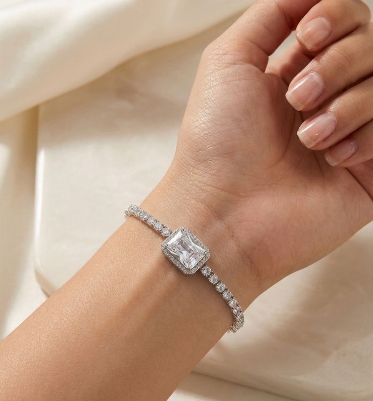 Adjustable Bracelets - Silver (SYBR-12)