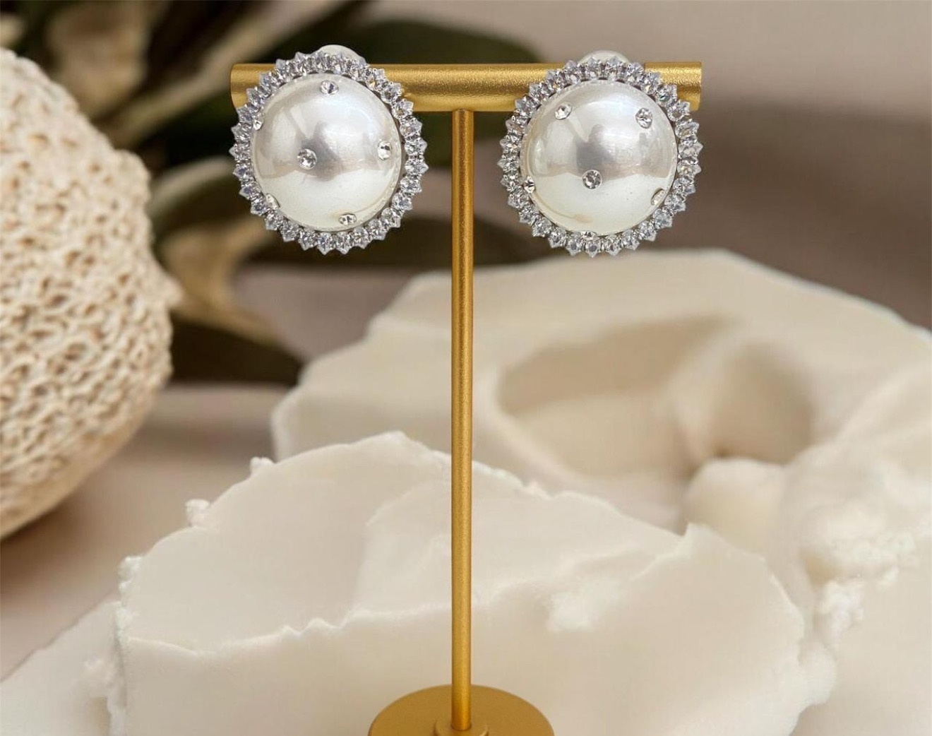 American Diamond - Ad Pearl Tops (REER-17)