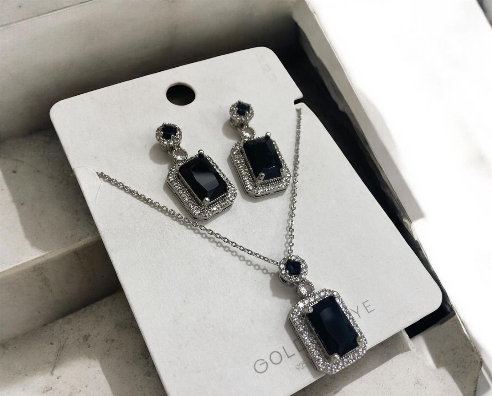 Chain Sets (GEST-24)