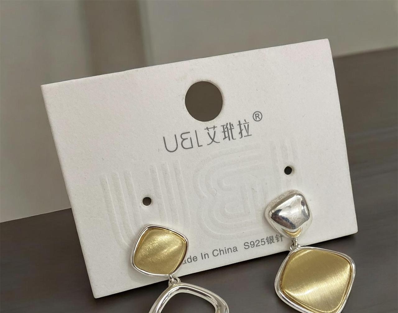 Fancy Earrings (FUER-106)