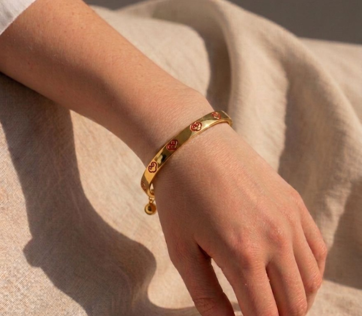 Golden Kadas (Y8KD-5)