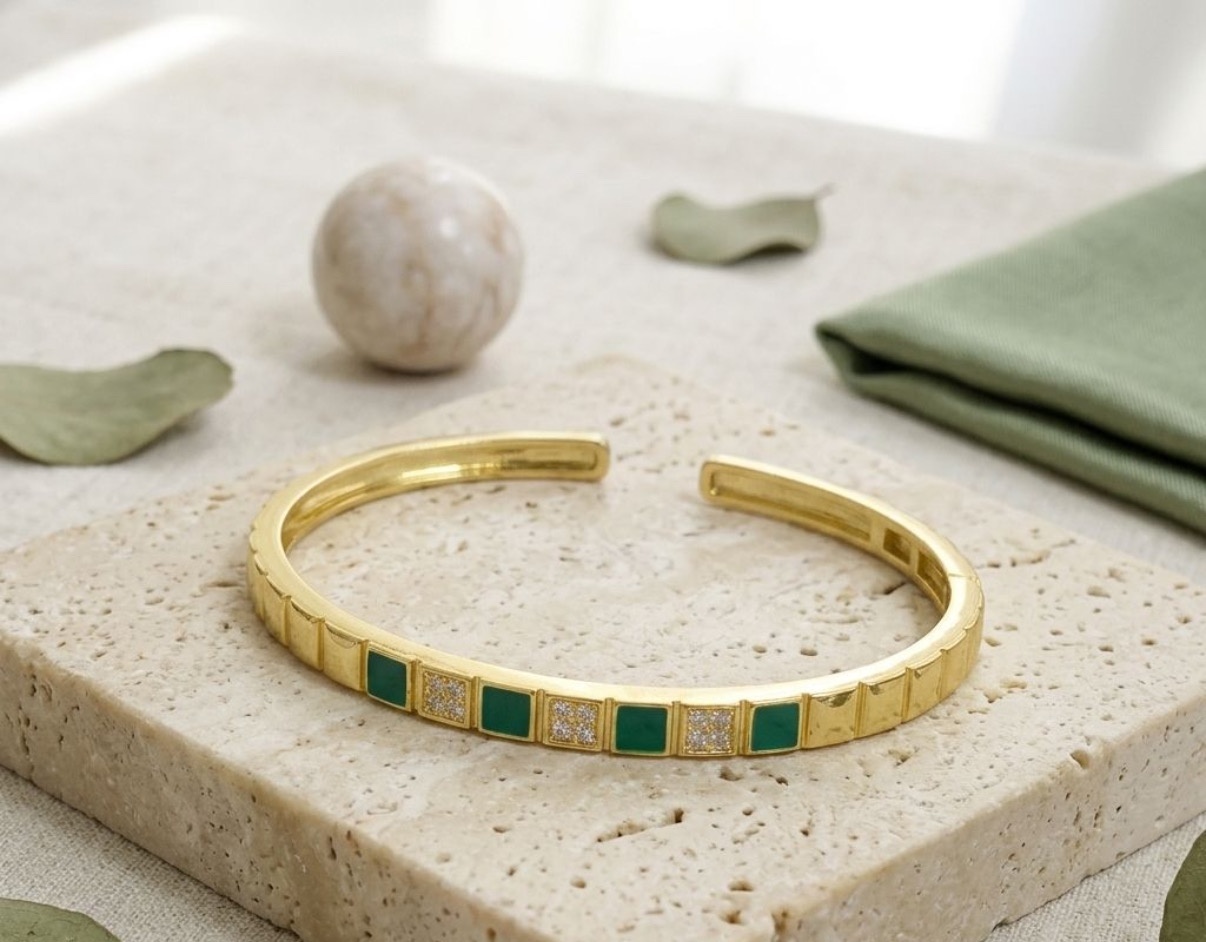 Golden Kadas (Y8KD-54(1))