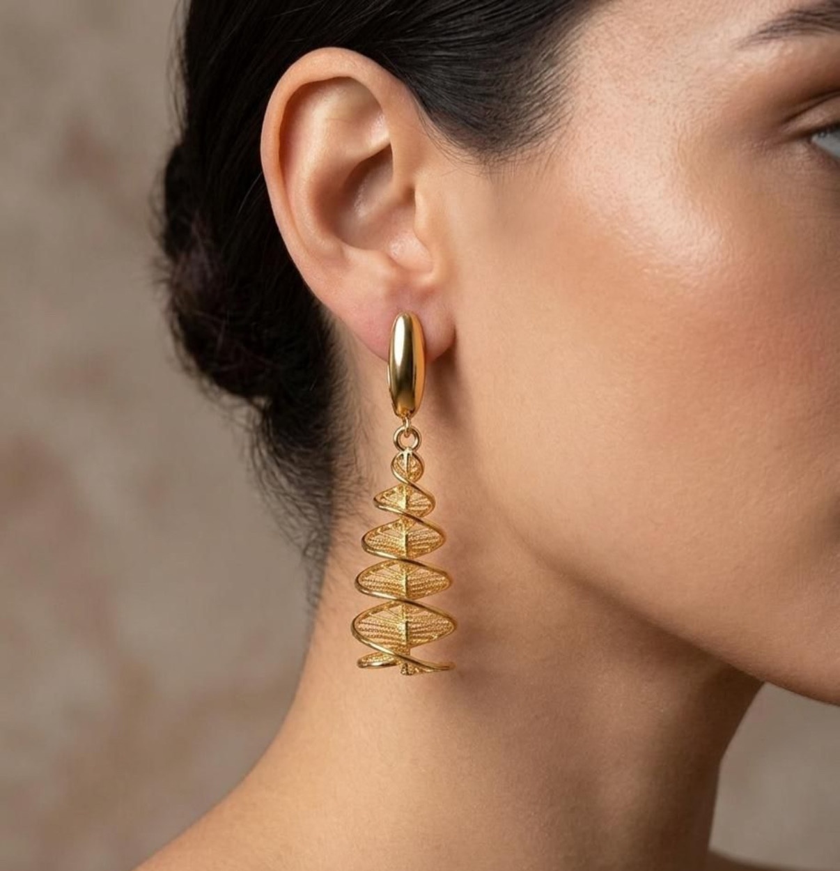 Long Earrings - Golden (FUER-14)