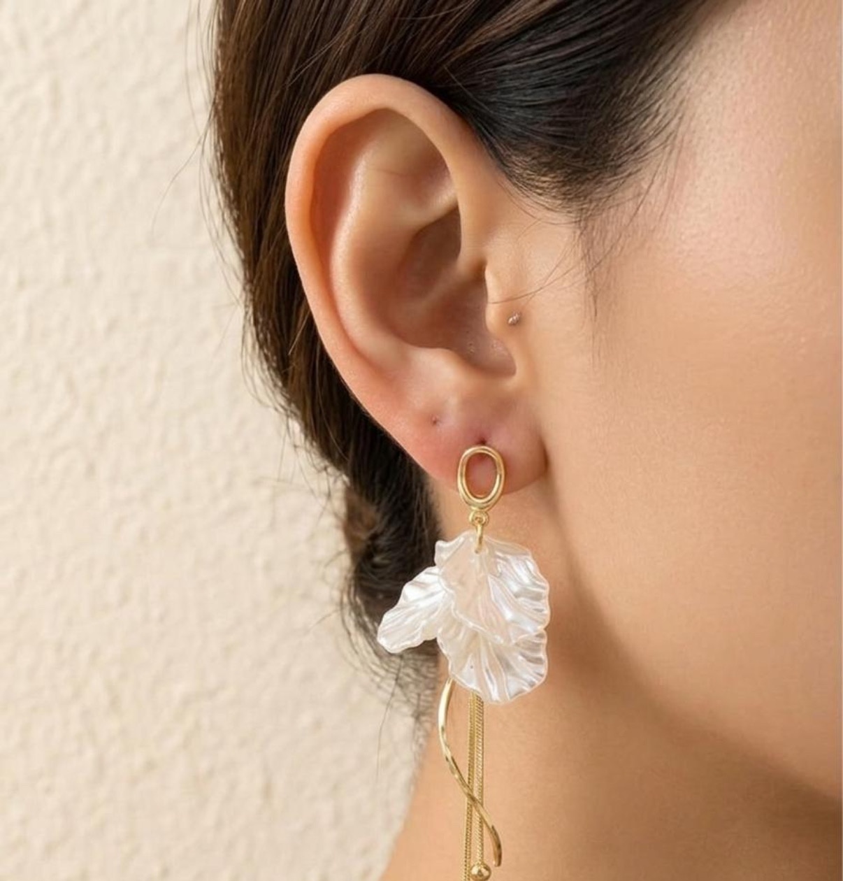 Long Earrings - Golden (FUER-25)