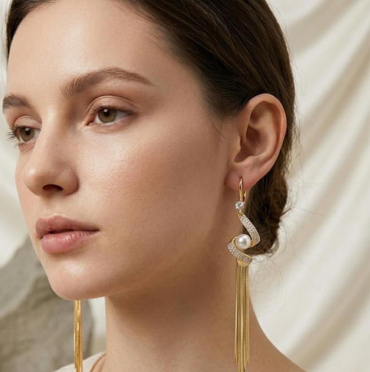 Long Earrings - Golden (FUER-47)