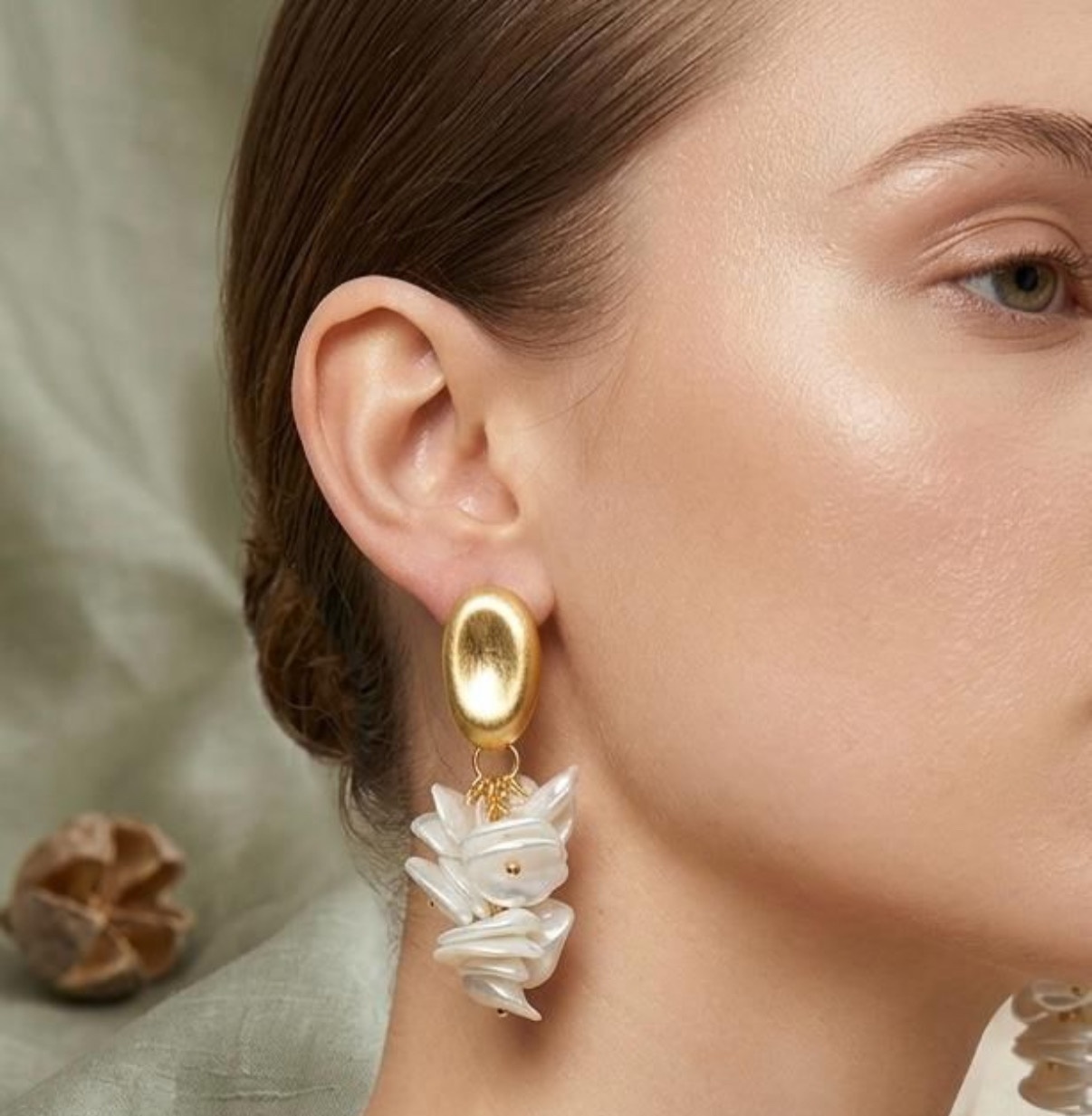 Long Earrings - Golden (FUER-8)